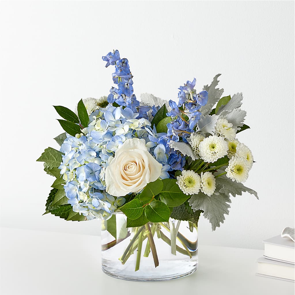 Clear Skies Bouquet – VINE & IVY FLOWERS, Suffield CT