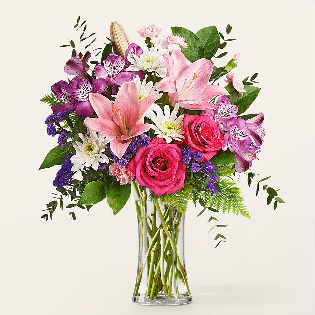 Lace & Pearls Bouquet – VINE & IVY FLOWERS, Suffield CT