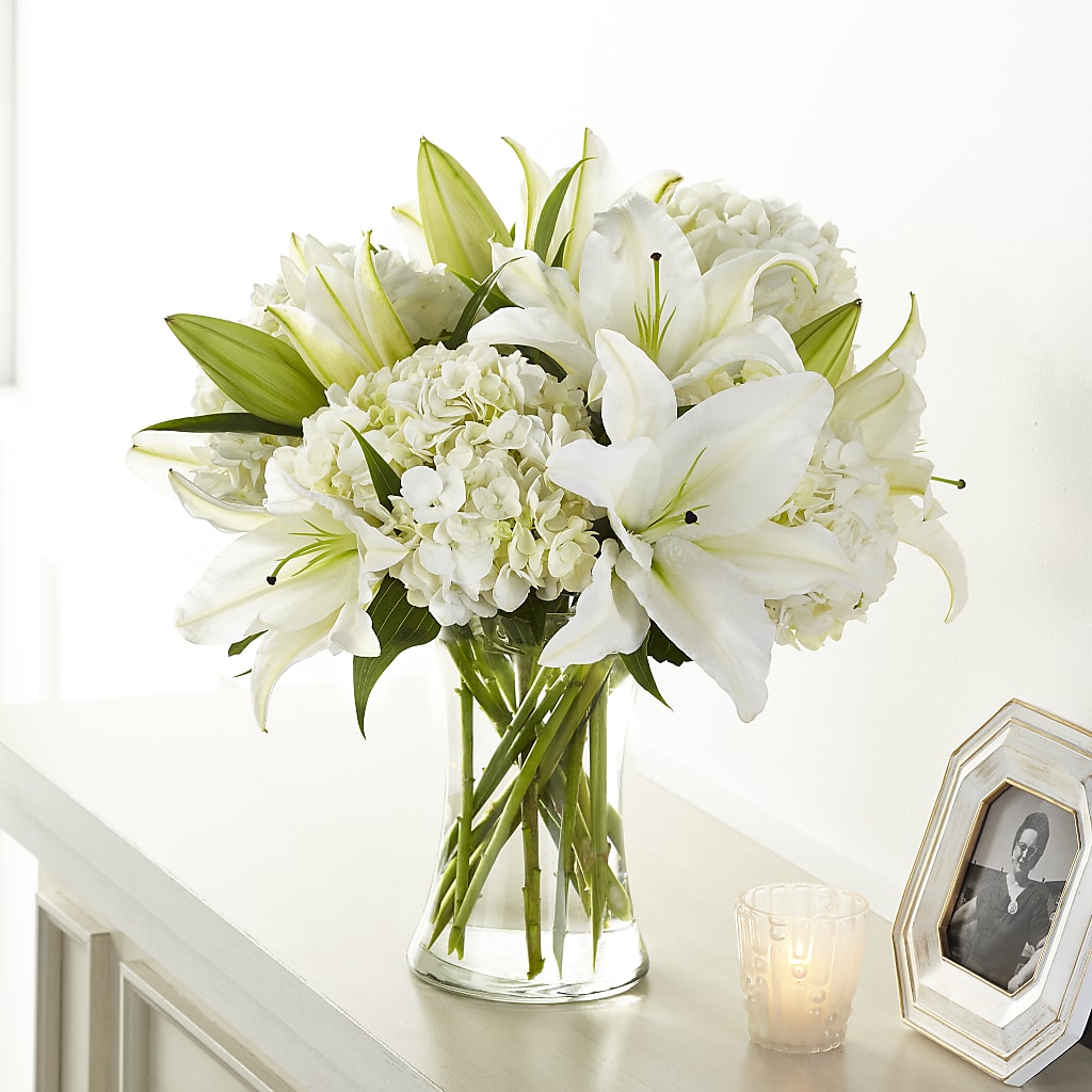 Compassionate Lily Bouquet – VINE & IVY FLOWERS, Suffield CT