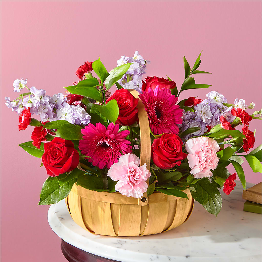 Pink Picnic Basket – VINE & IVY FLOWERS, Suffield CT