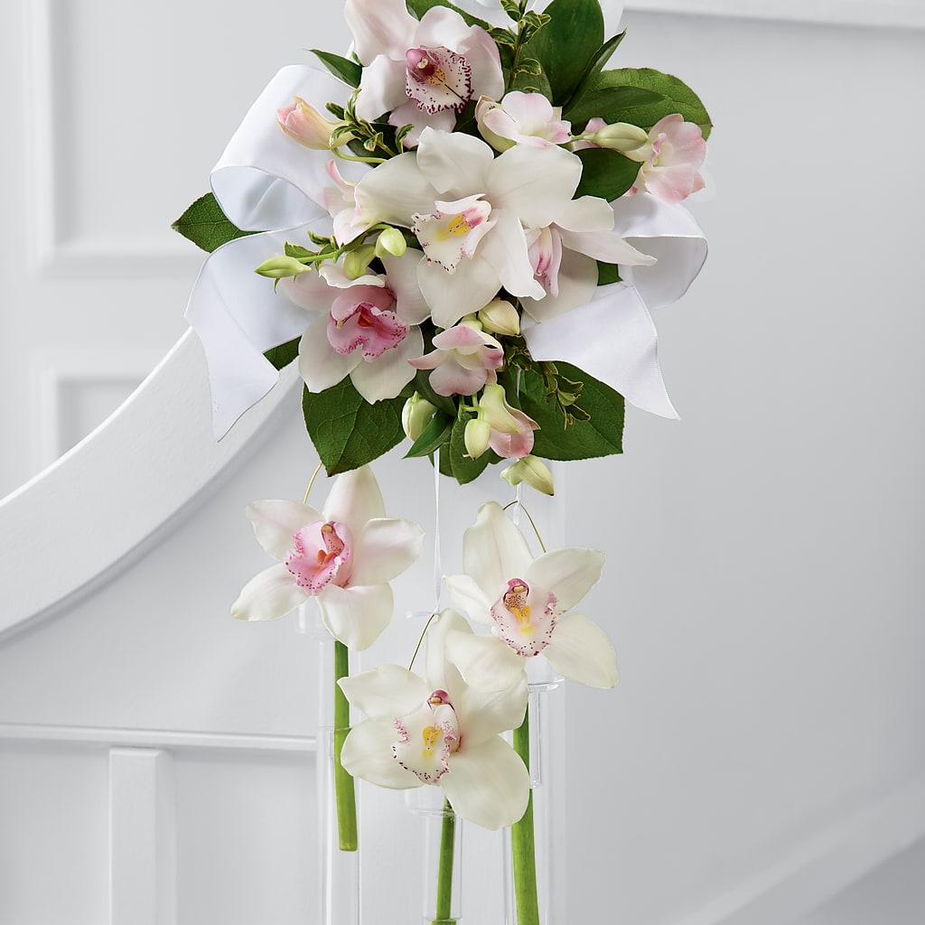 Perfect Entrance Pew Arrangement – VINE & IVY FLOWERS, Suffield CT
