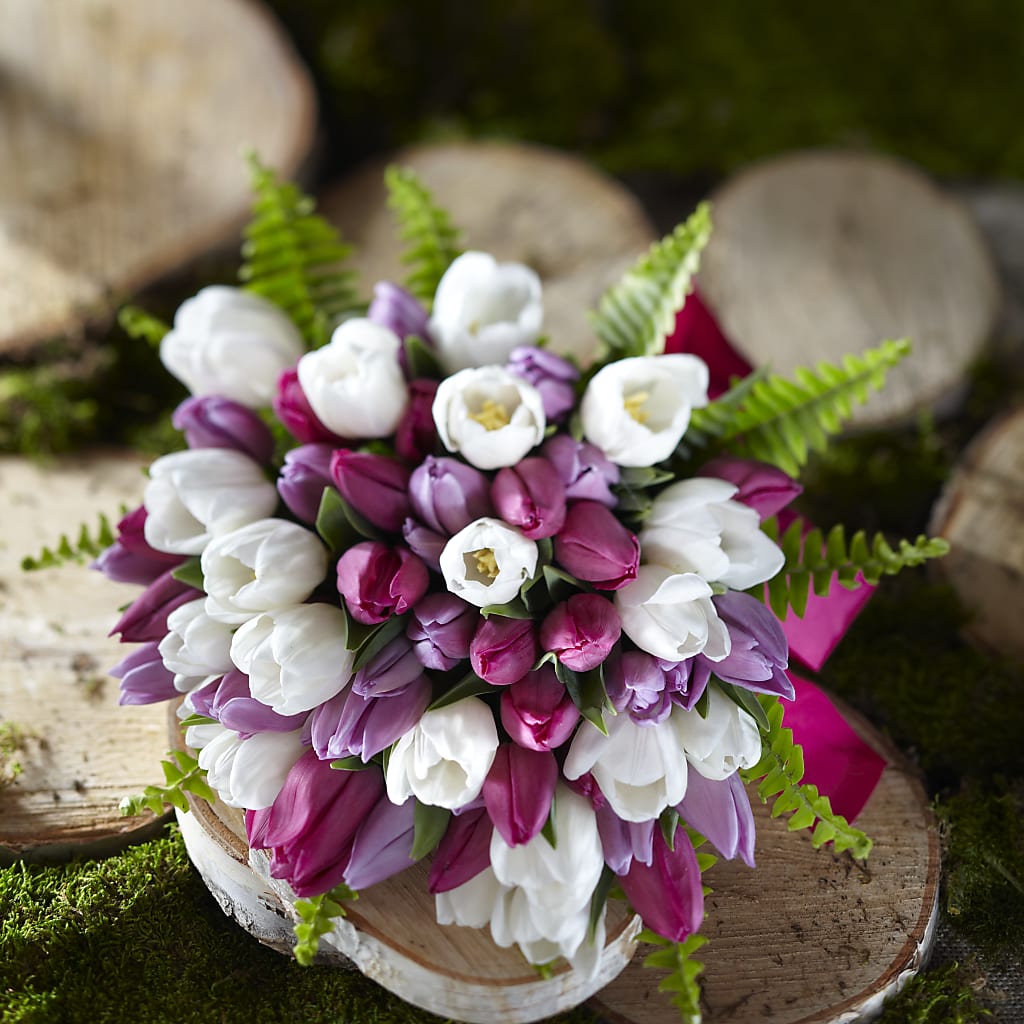 Steal My Heart Bouquet – VINE & IVY FLOWERS, Suffield CT