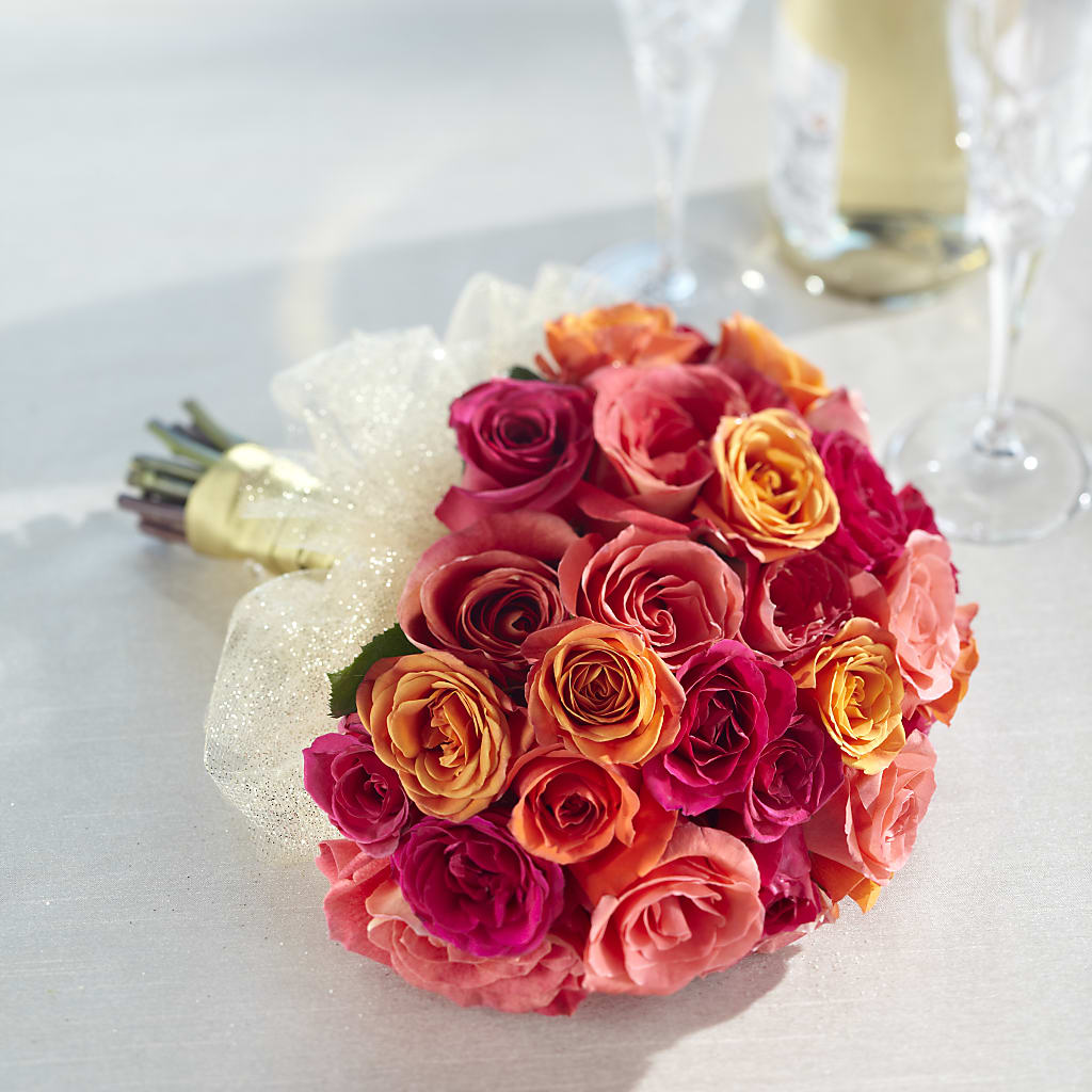 Sweet Roses Bouquet – VINE & IVY FLOWERS, Suffield CT