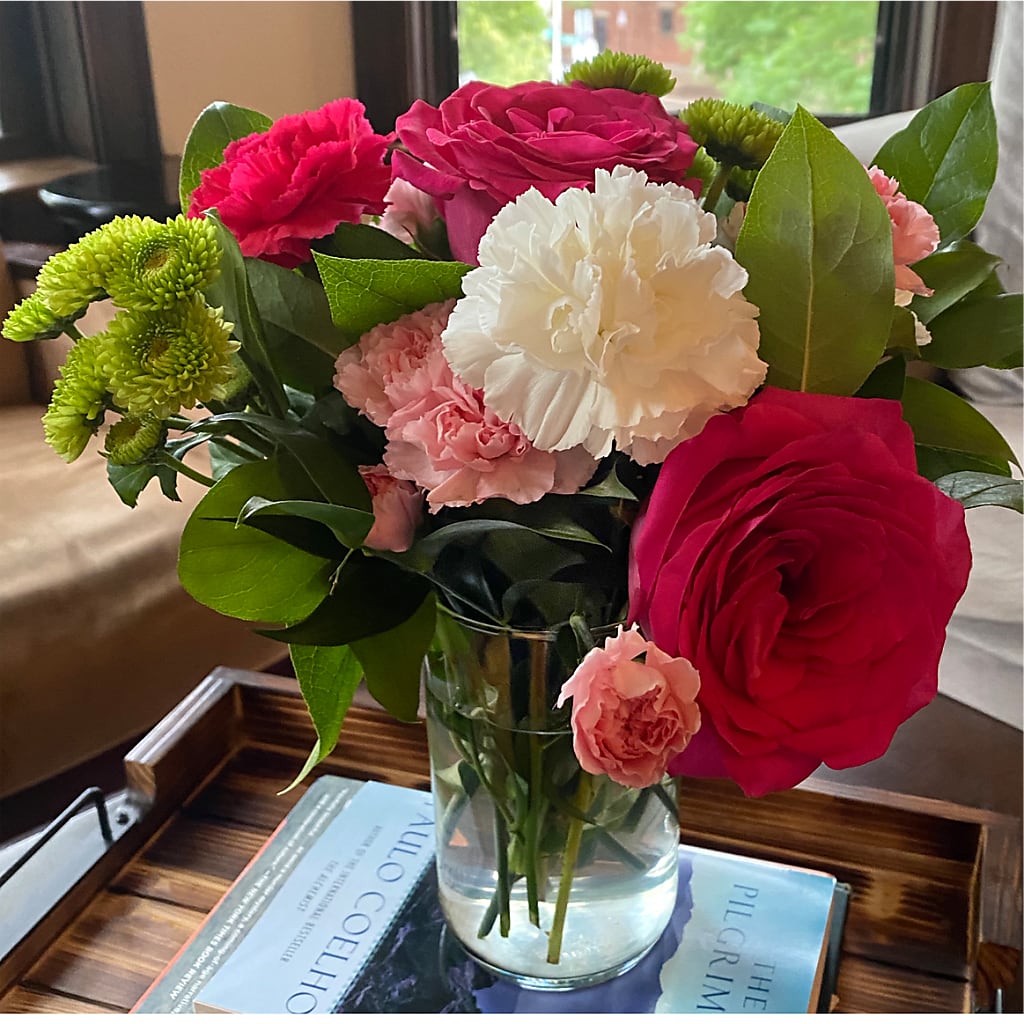 Sweet & Pretty Bouquet – VINE & IVY FLOWERS, Suffield CT