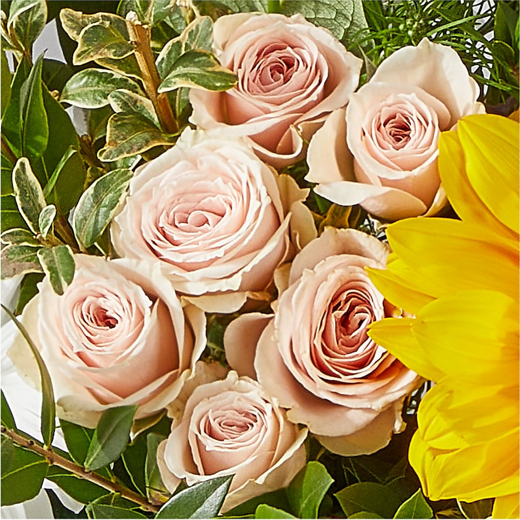 The Good Life Bouquet – VINE & IVY FLOWERS, Suffield CT