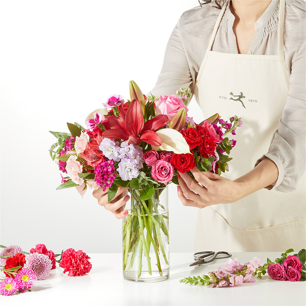 Swooning Over You - A Luxury Florist Original – VINE & IVY FLOWERS, Suffield CT