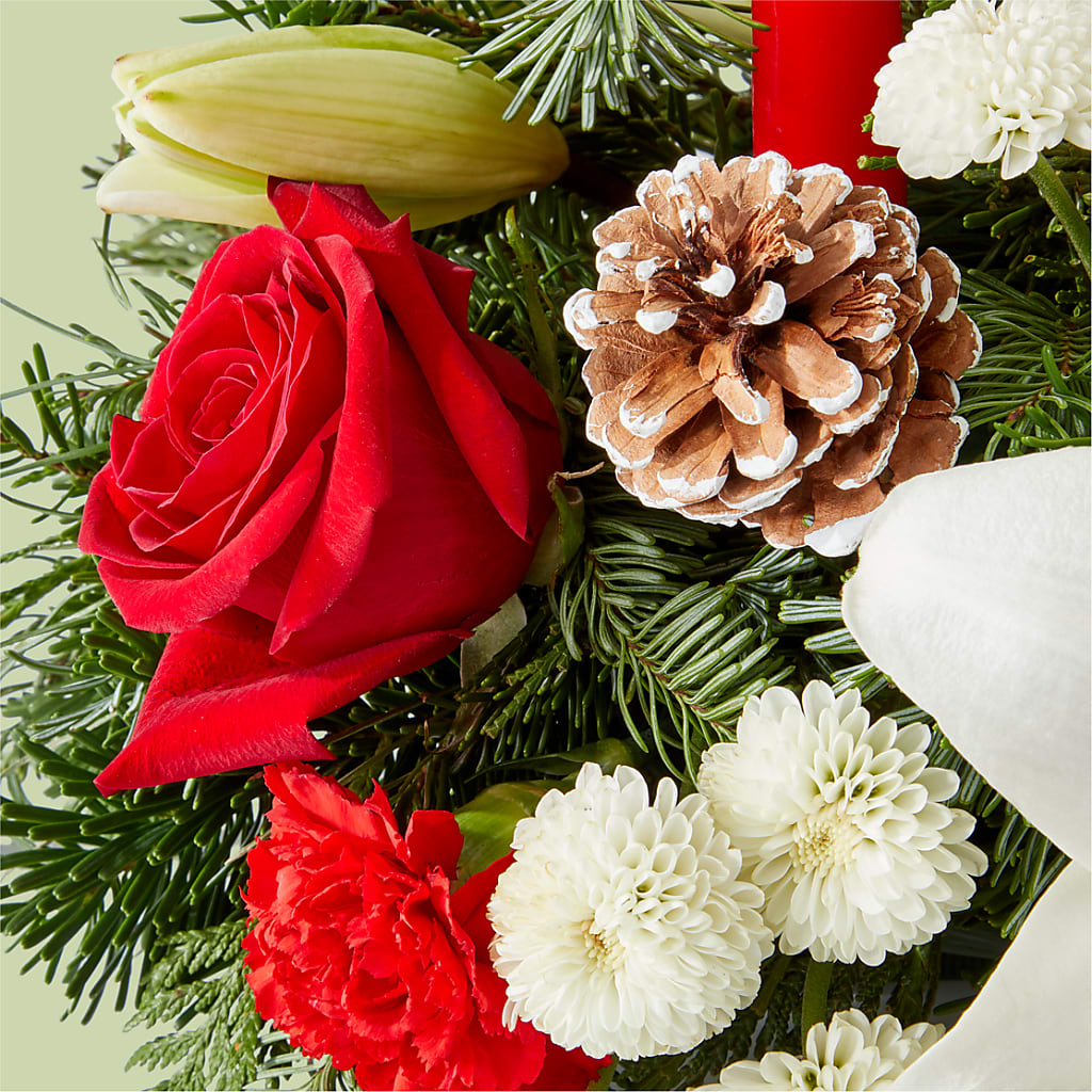 Seasonal Festivities Centerpiece – VINE & IVY FLOWERS, Suffield CT
