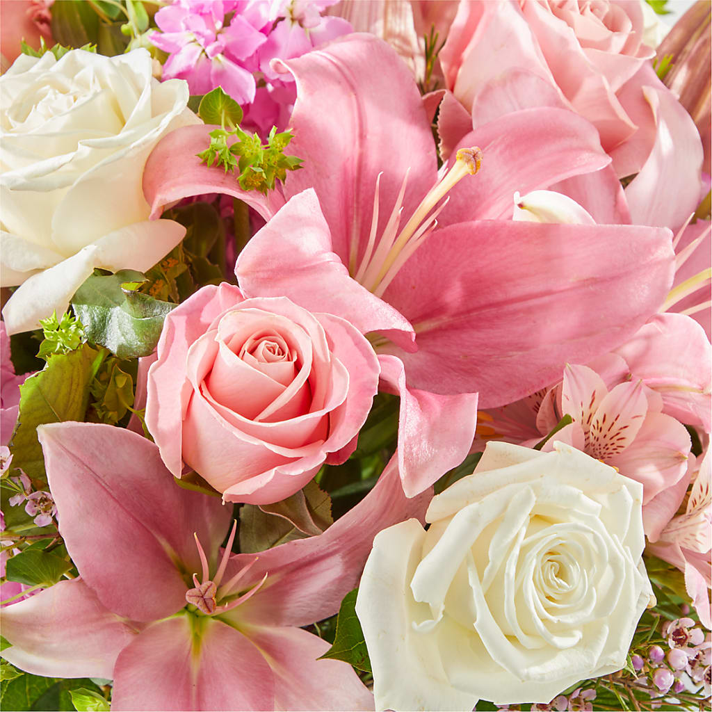 Ethereal Beauty Bouquet – VINE & IVY FLOWERS, Suffield CT