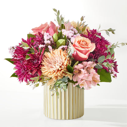 Berry Cobbler Bouquet with Ivory Vase – VINE & IVY FLOWERS, Suffield CT