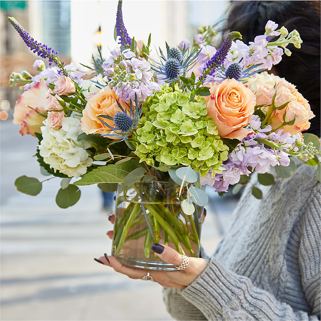 Porch Swing Bouquet – VINE & IVY FLOWERS, Suffield CT